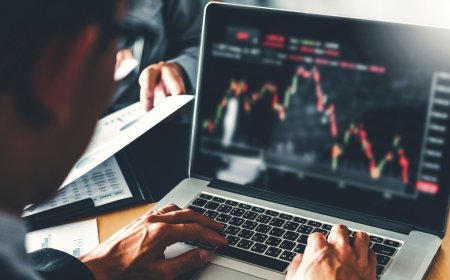 Muthoot Finance Shares Fall 5% Despite Stellar Q4 Earnings — What Spooked Investors?