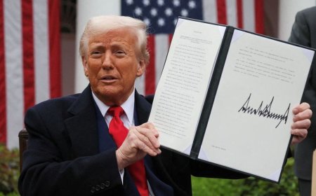 Tariff Confusion Sends Investors Toward Safe, Boring Stocks