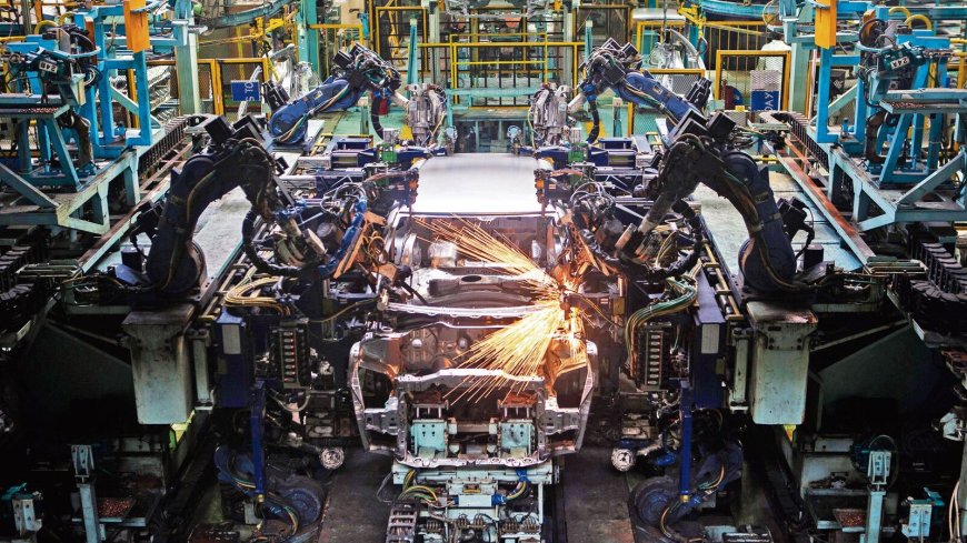 South India’s Wealth Can’t Drive Car Sales as North, West Outpace in Growth