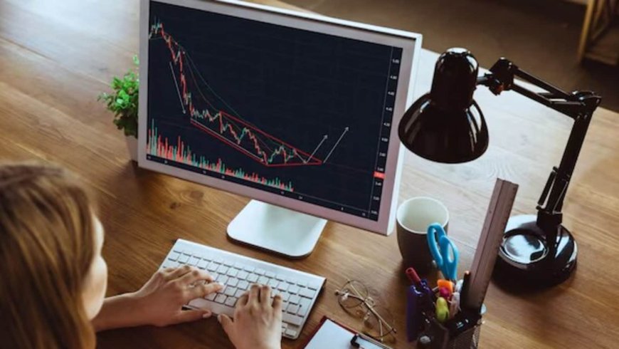 Miners and Banks Propel Australian Shares Up Ahead of RBA Rate Decision | Market Update