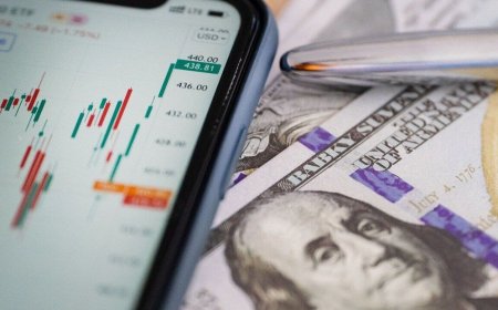 Why Foreign Investors Are Dialling into Telecom Stocks