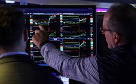 Wall Street Futures trade flat as investors await Iran's response to US strikes