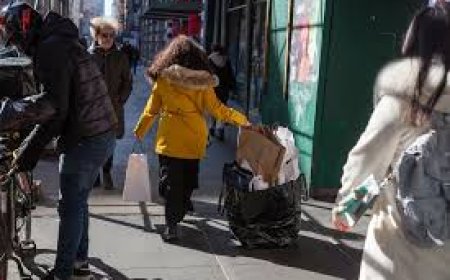 Charting the global economy: Consumer spending weakens in US