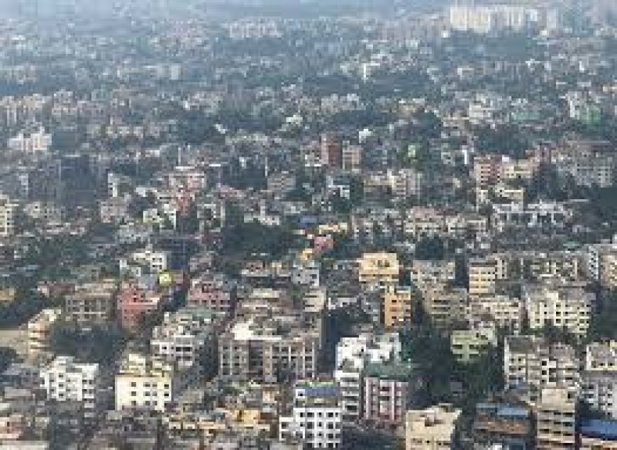 India Housing Outlook Shows Cracks Amid Demand Slowdown