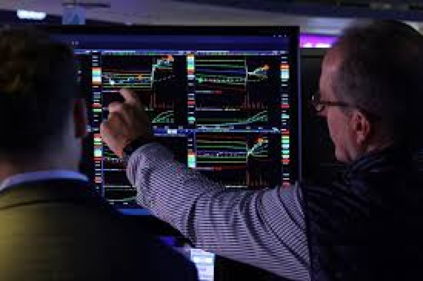 Wall Street Futures trade flat as investors await Iran's response to US strikes