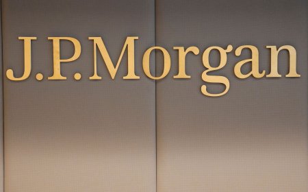 JPMorgan mulls cutting China, India share in EM Bond index