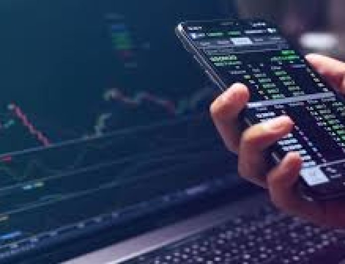 Technical View: Further major upmove unlikely until Nifty decisively surpasses 50-day EMA