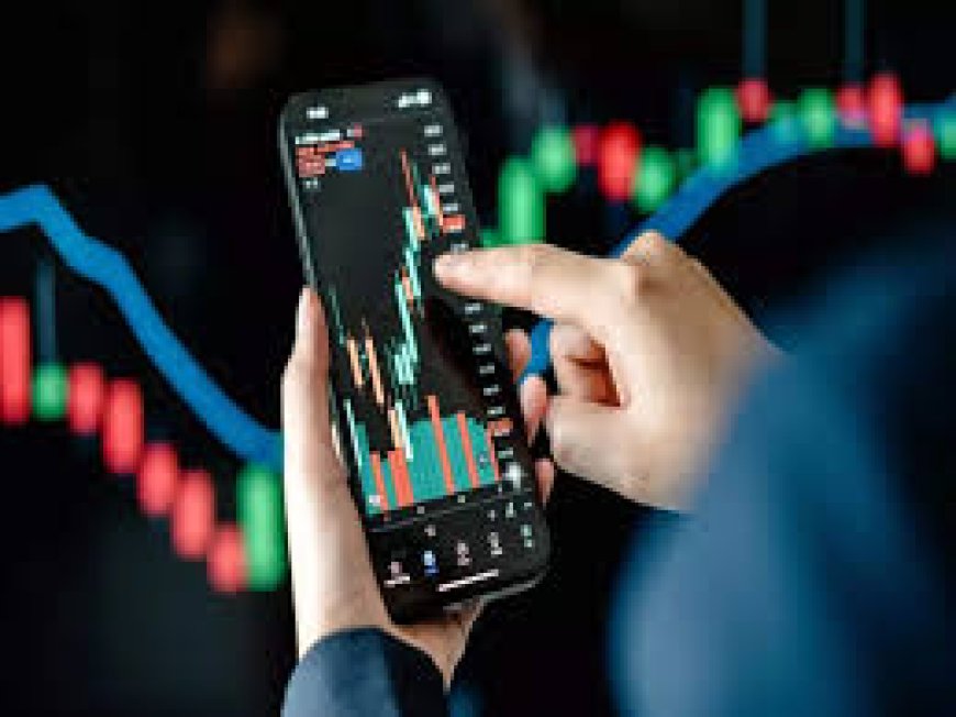 Neutral One 97 Communications; target of Rs 1000